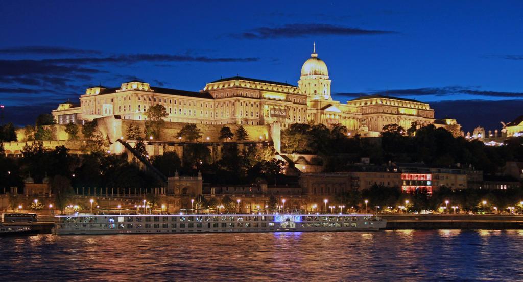 Apartment Green Tea Budapest Center Екстериор снимка
